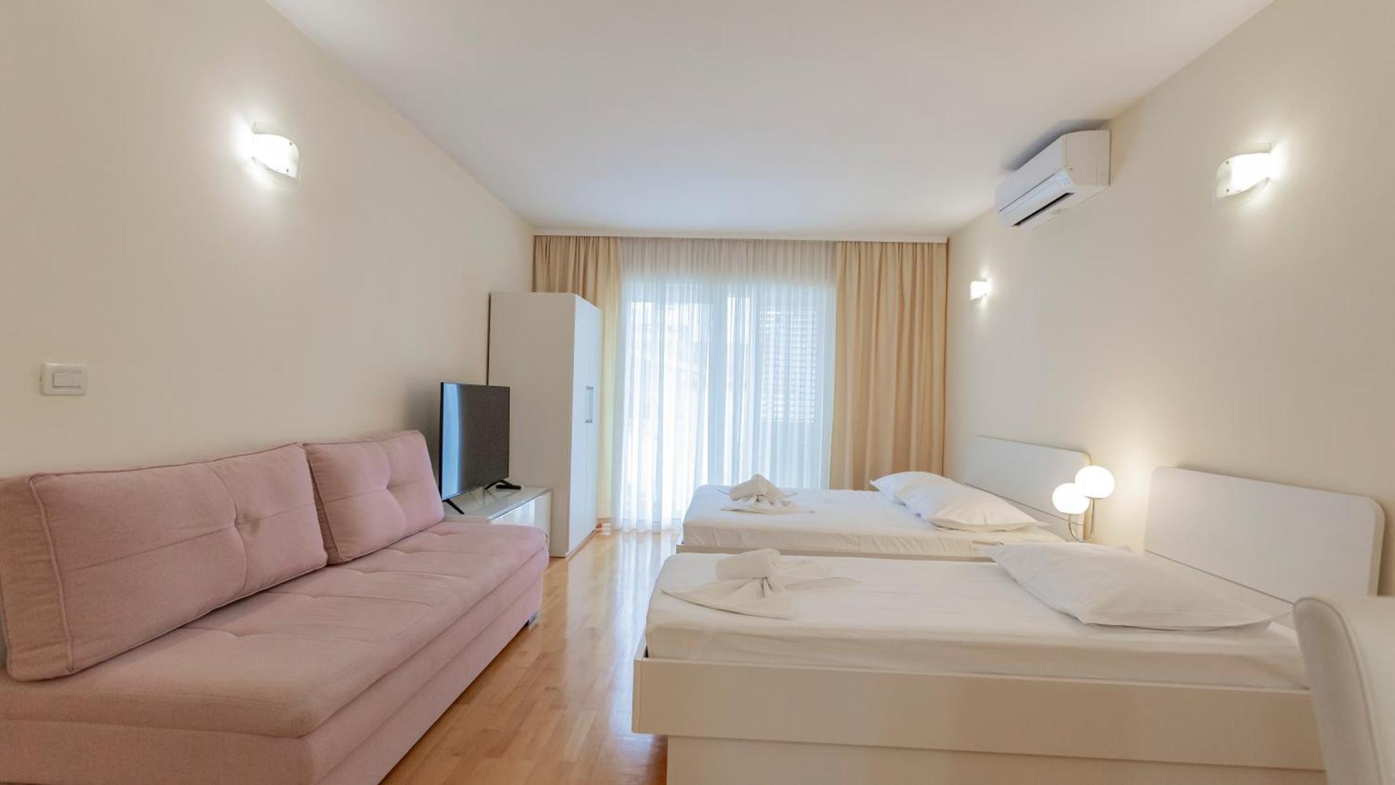 Baska Voda Apartments - Steps From The Beach, Free Parking, Central Location Luaran gambar