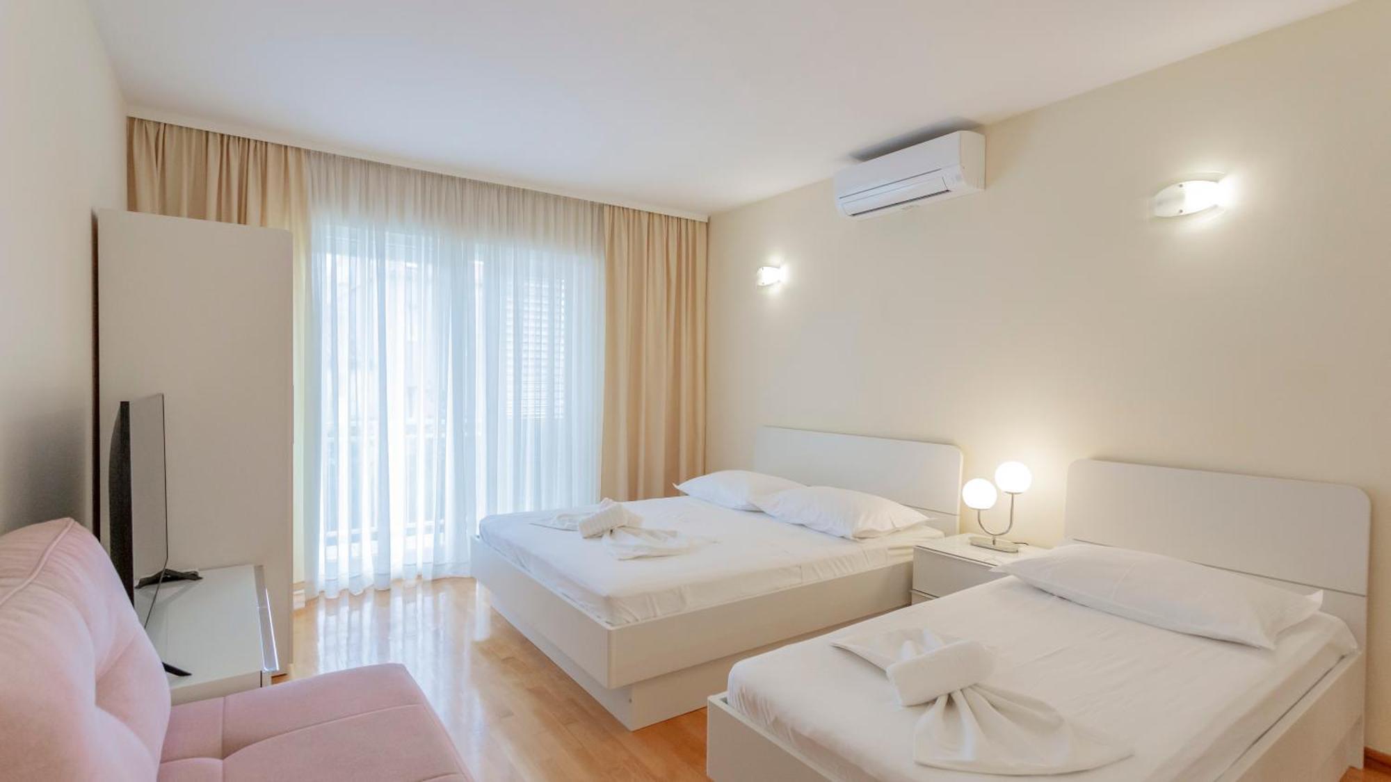 Baska Voda Apartments - Steps From The Beach, Free Parking, Central Location Luaran gambar