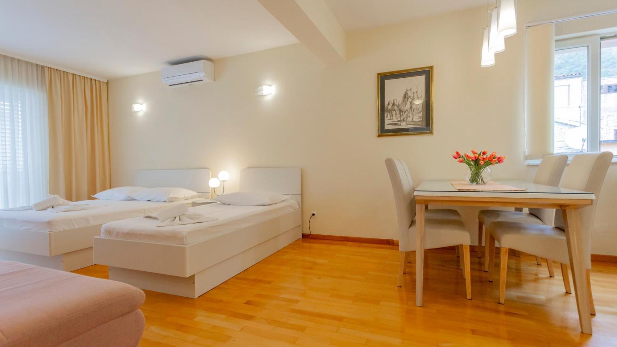 Baska Voda Apartments - Steps From The Beach, Free Parking, Central Location Luaran gambar