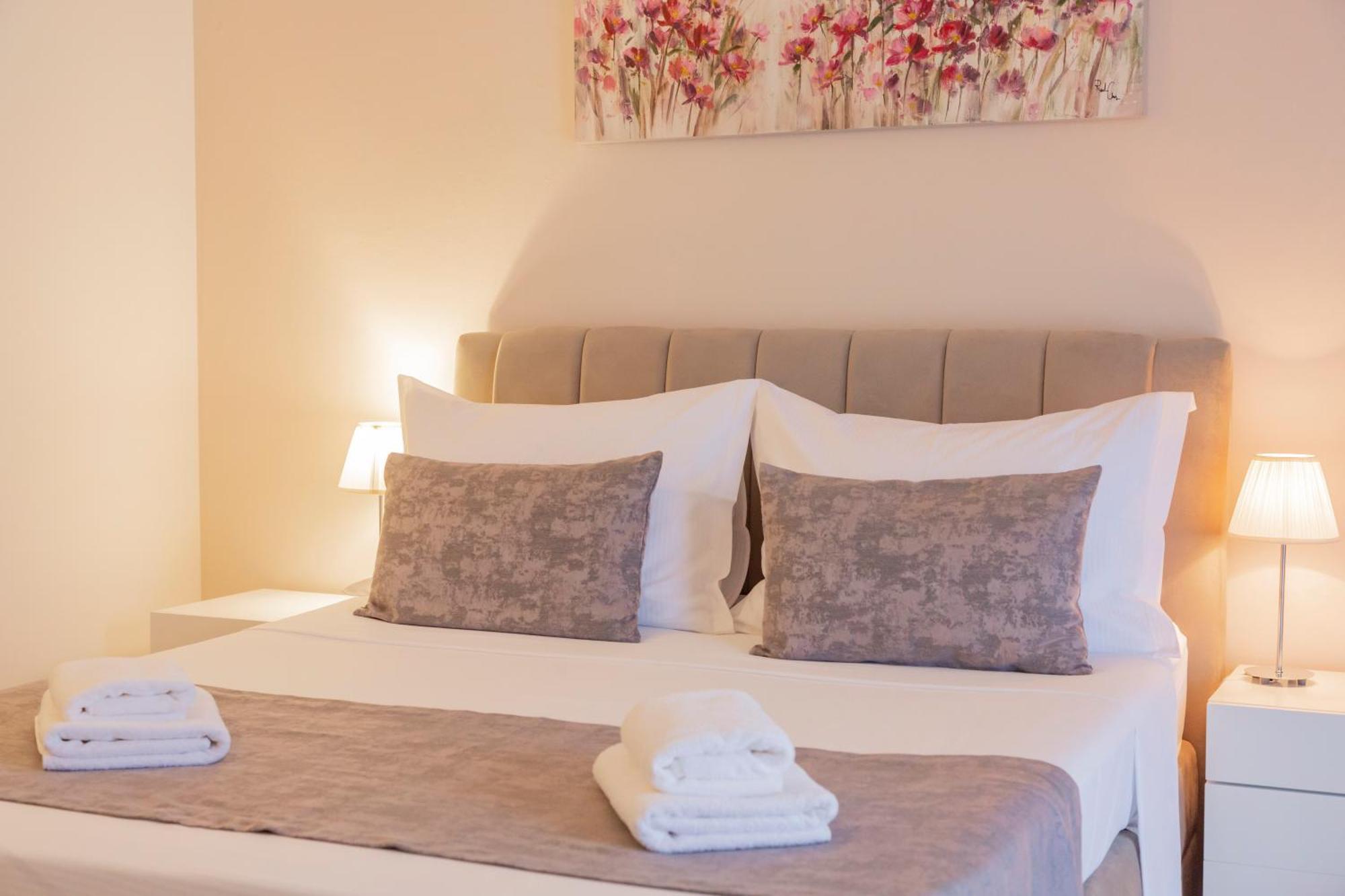 Baska Voda Apartments - Steps From The Beach, Free Parking, Central Location Luaran gambar