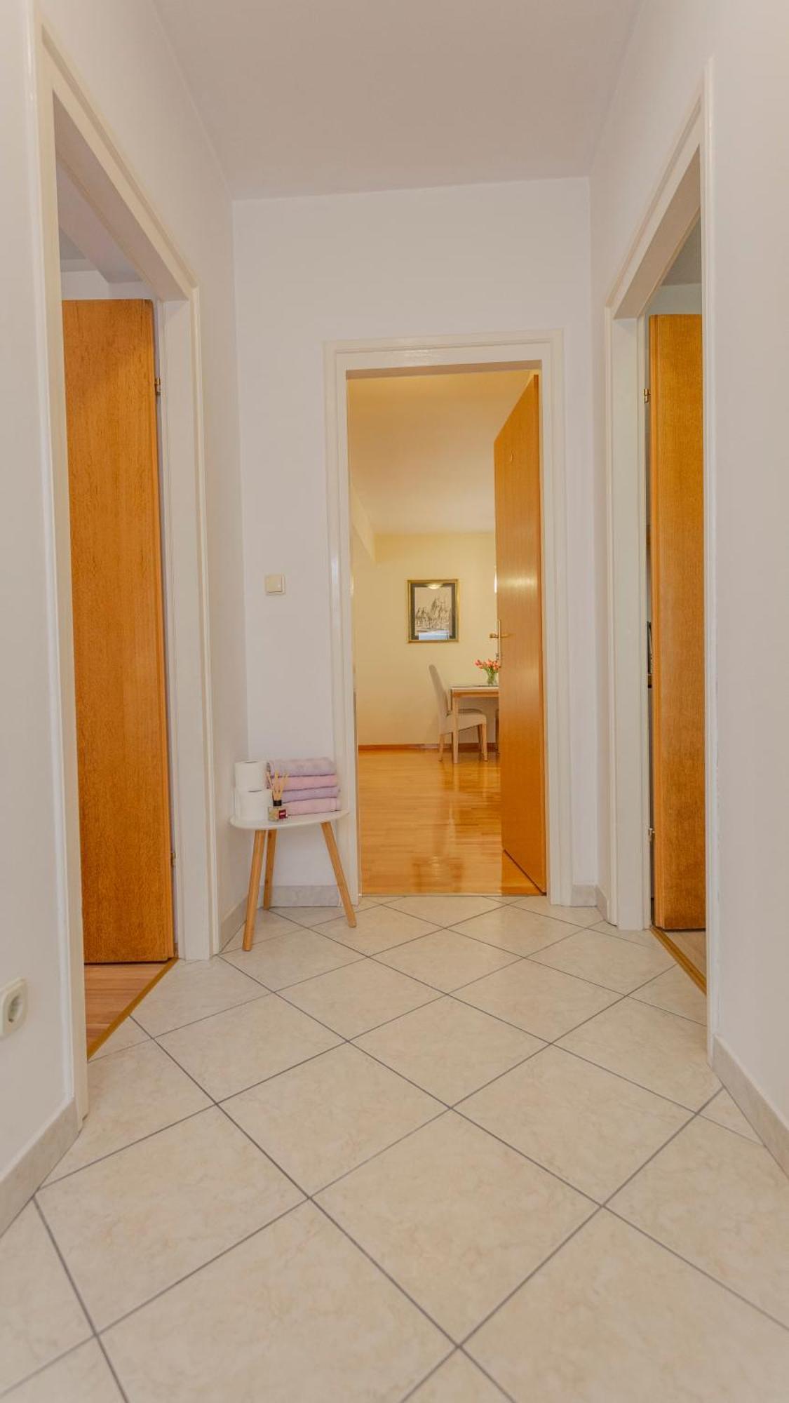 Baska Voda Apartments - Steps From The Beach, Free Parking, Central Location Luaran gambar