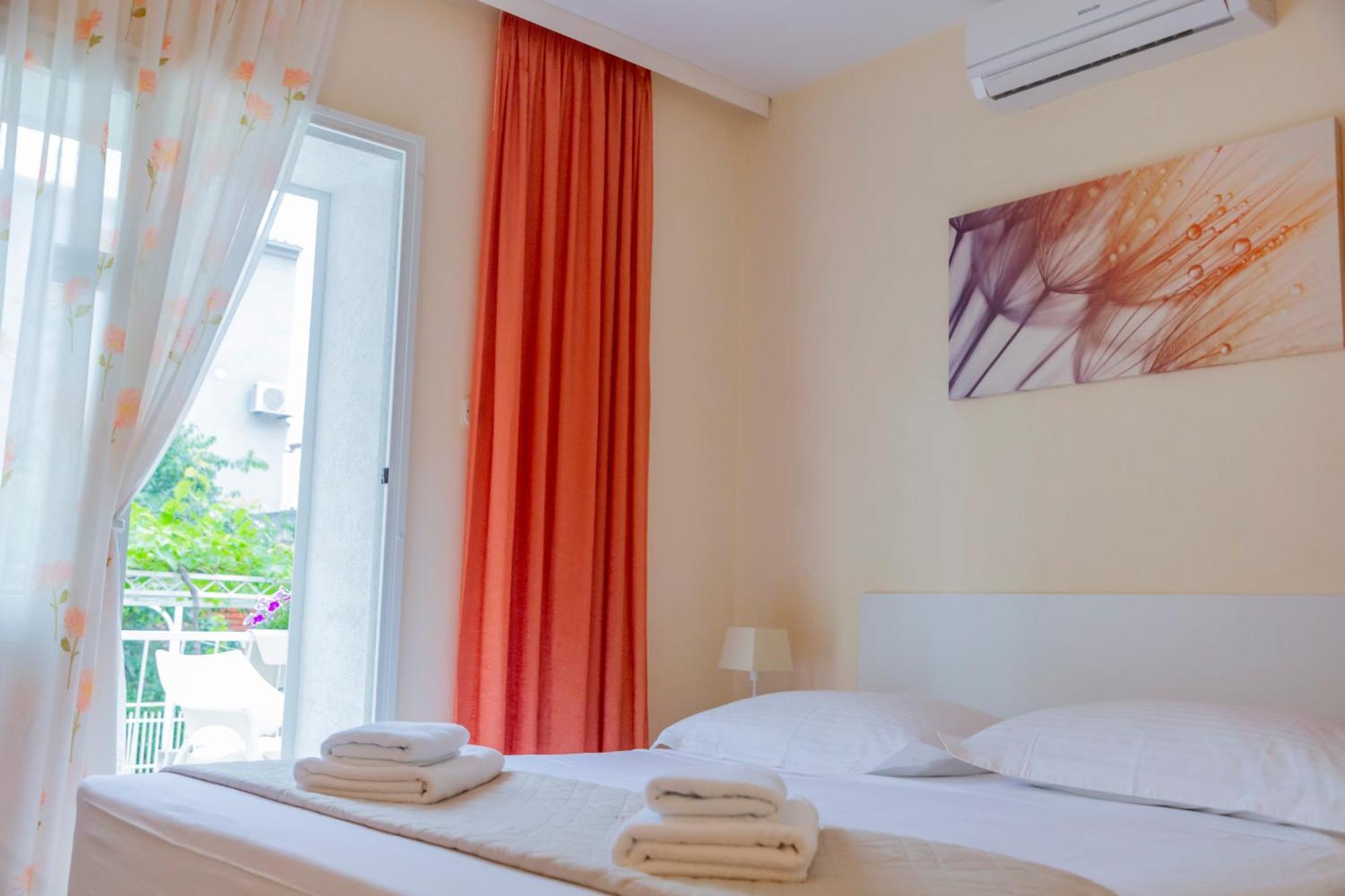 Baska Voda Apartments - Steps From The Beach, Free Parking, Central Location Luaran gambar