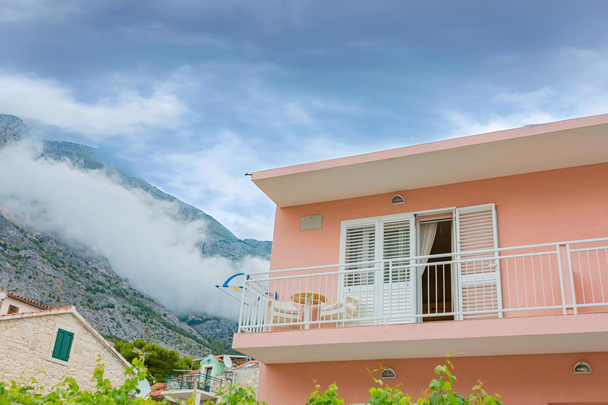 Baska Voda Apartments - Steps From The Beach, Free Parking, Central Location Luaran gambar